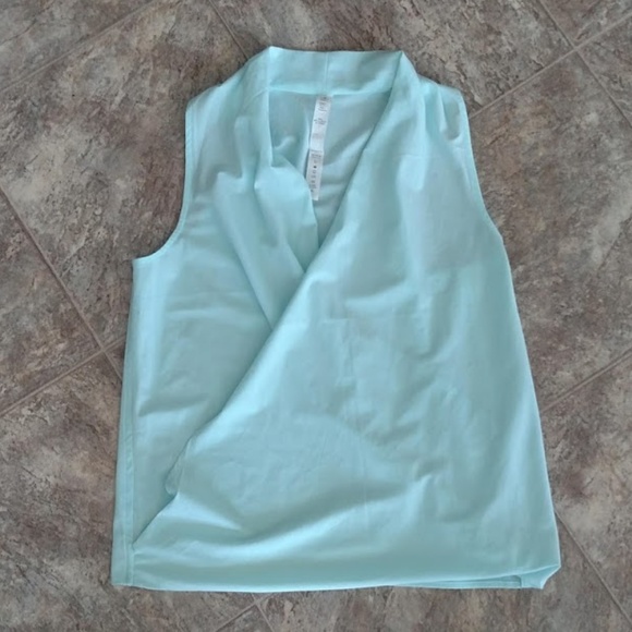 lululemon athletica Tops - HP! Lululemon Rollin' With My Om'ies Drape Tank